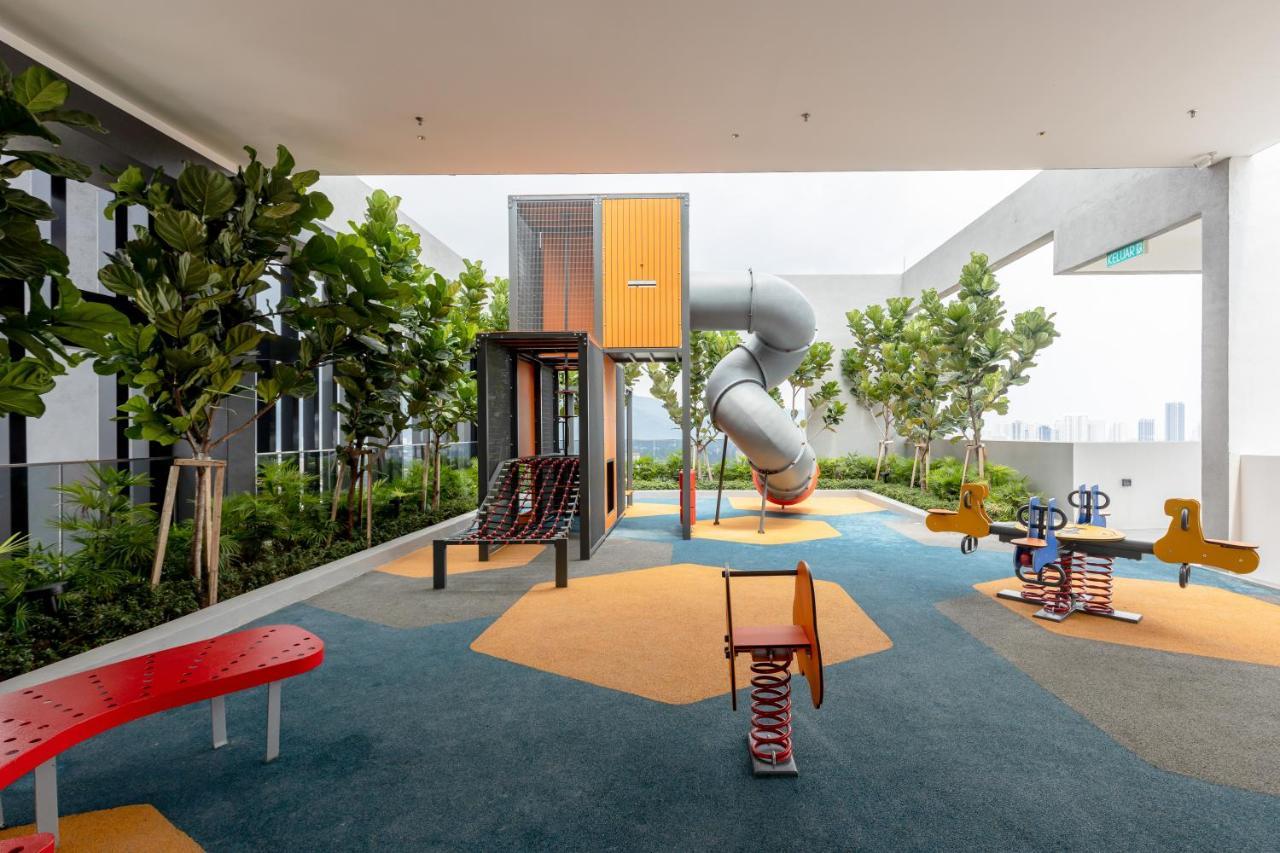 Beacon Executive Suite Penang George Town Exterior photo
