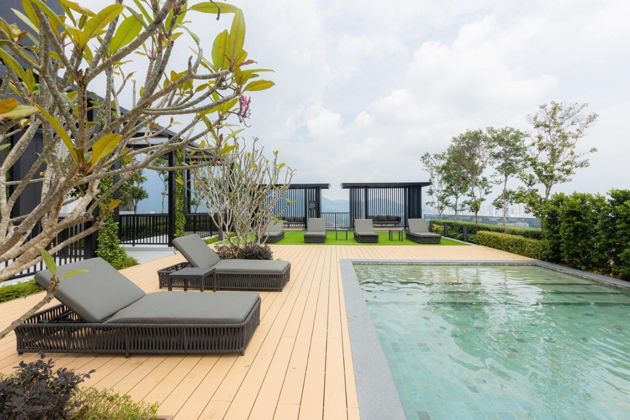 Beacon Executive Suite Penang George Town Exterior photo