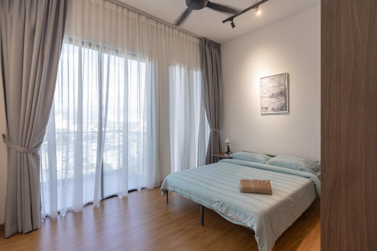 Beacon Executive Suite Penang George Town Exterior photo