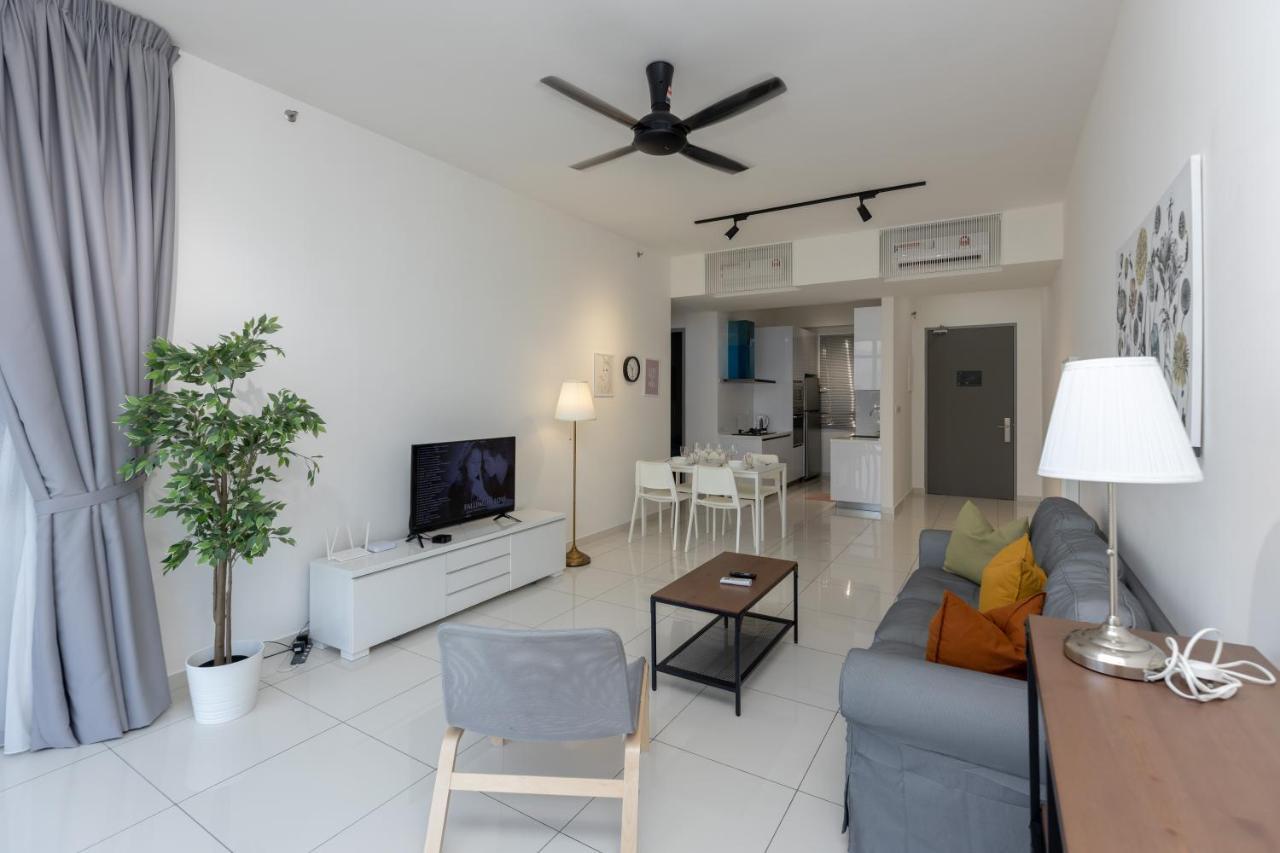 Beacon Executive Suite Penang George Town Exterior photo